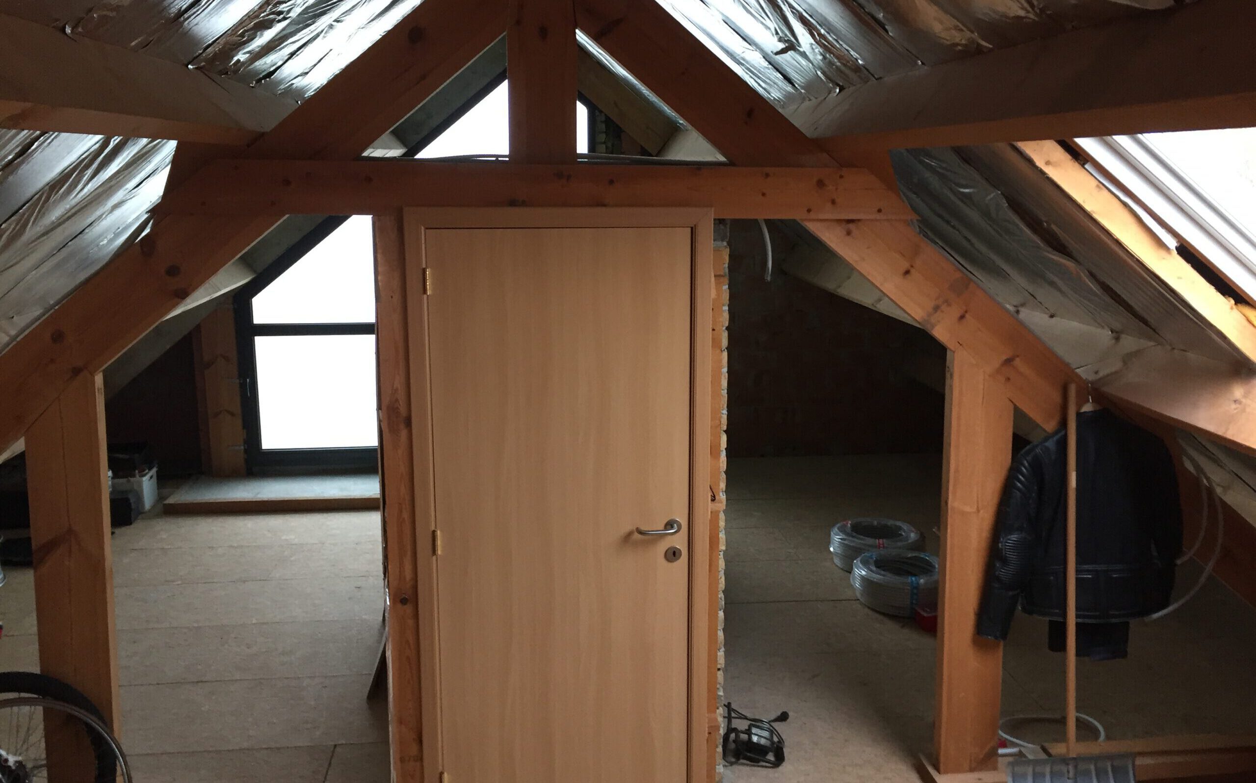 voor-foto zolderrenovatie